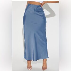 Fashion Nova BRUNCH TO GNO SATIN MAXI SKIRT